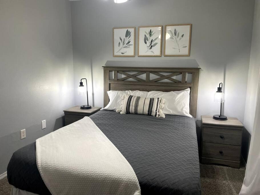 Luxury Modern Condo By The Lake - Succulent Way Branson Bagian luar foto